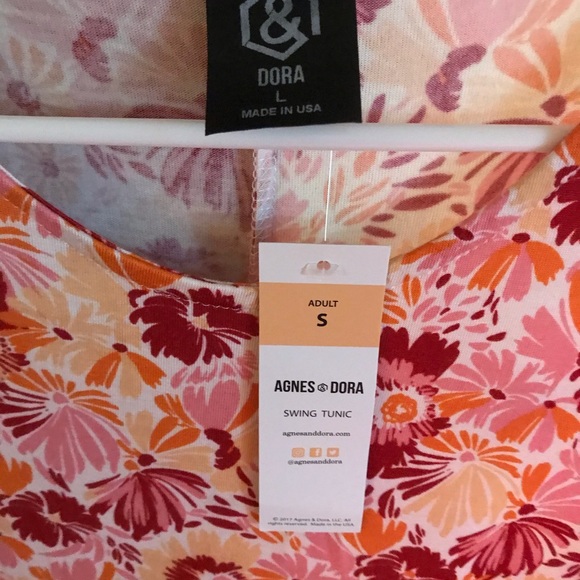 Woman’s sing tunic dress - Picture 2 of 2